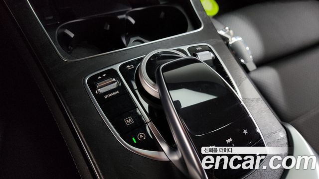Mercedes-Benz GLC-Class 2019 — photo 19