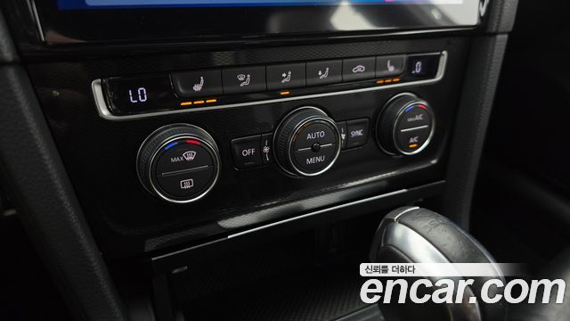 Volkswagen Golf 2015 — photo 17