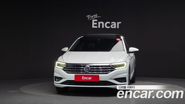 Volkswagen Jetta 2021 — photo 3