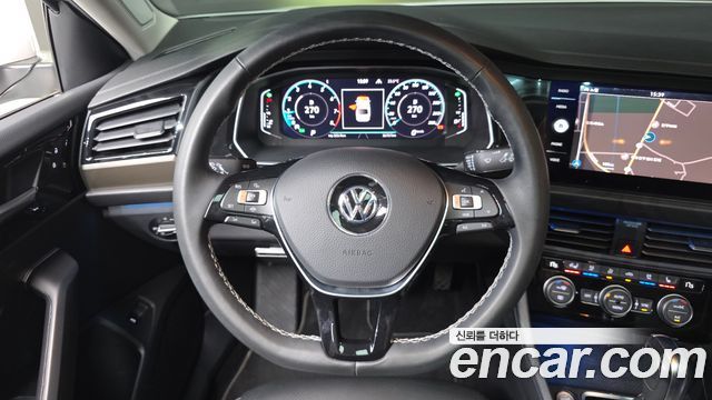Volkswagen Jetta 2021 — photo 22