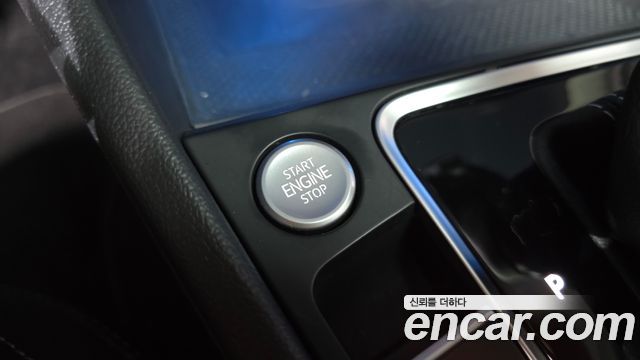Volkswagen Jetta 2021 — photo 25