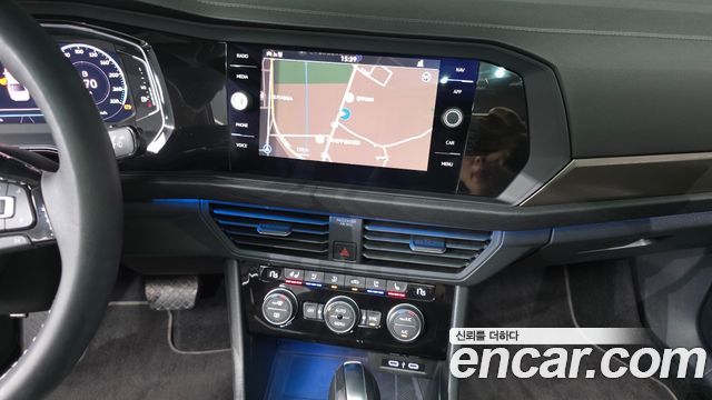 Volkswagen Jetta 2021 — photo 26