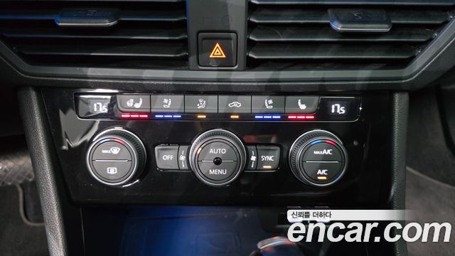 Volkswagen Jetta 2021 — photo 29