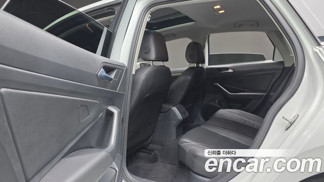 Volkswagen Jetta 2021 — photo 30