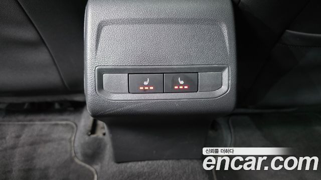 Volkswagen Jetta 2021 — photo 31
