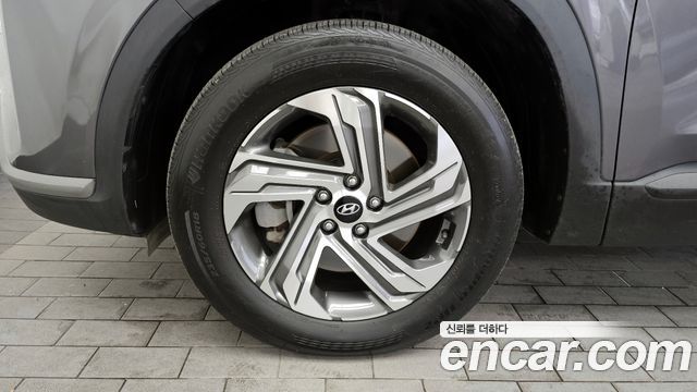 Hyundai Santafe 2023 — photo 5