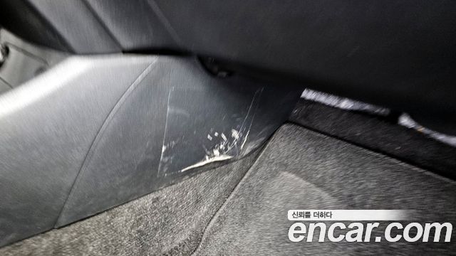 Hyundai Santafe 2023 — photo 33
