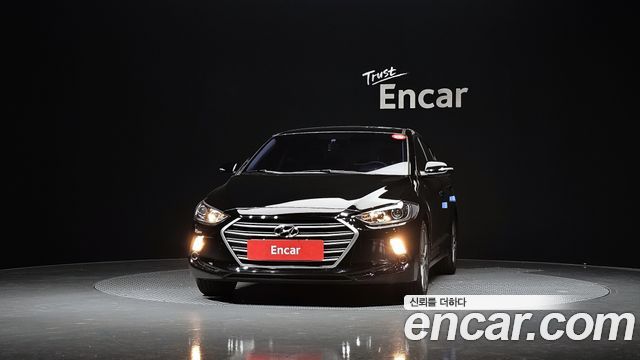 Hyundai AVANTE 2018 — photo 3