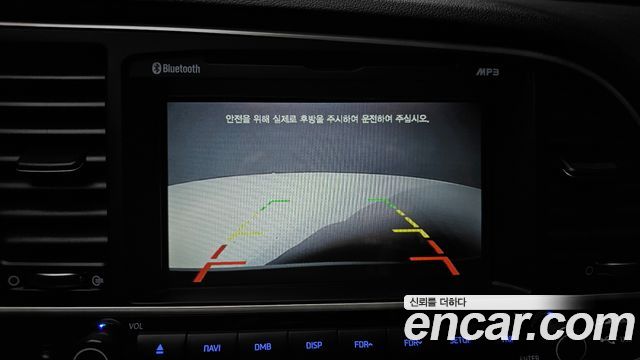 Hyundai AVANTE 2018 — photo 21