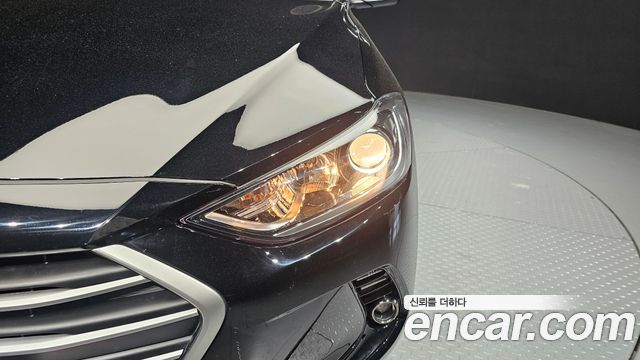 Hyundai AVANTE 2018 — photo 8