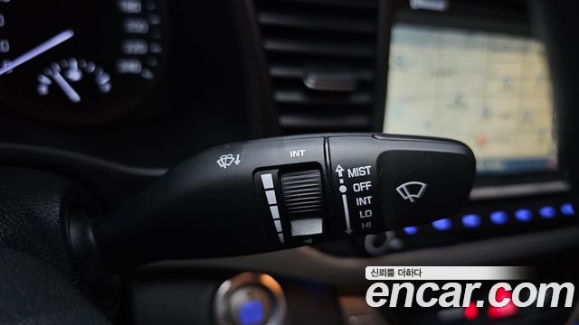 Hyundai AVANTE 2018 — photo 30