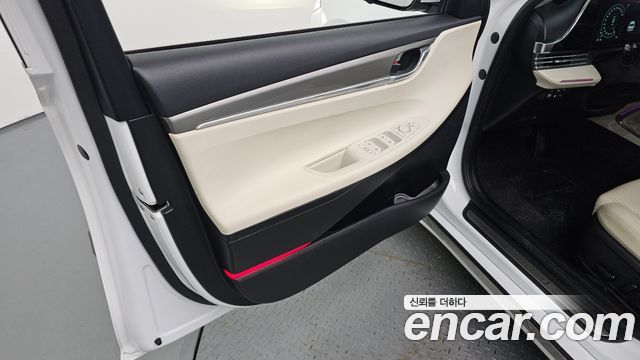 Hyundai Grandeur 2022 — photo 14