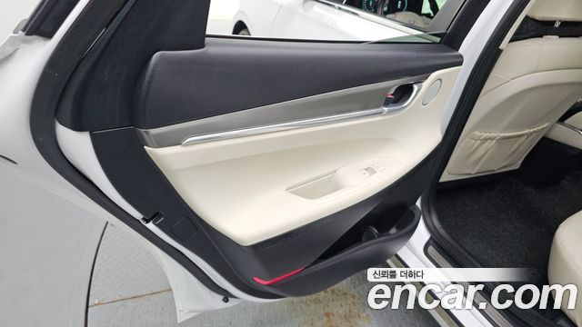 Hyundai Grandeur 2022 — photo 15
