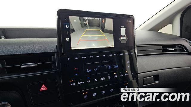 Hyundai Staria 2022 — photo 17