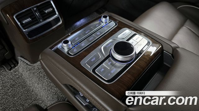 Kia K9 2019 — photo 24