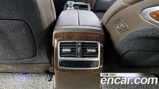 Kia K9 2019 — photo 31