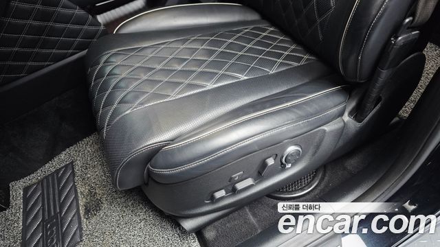 Genesis GV80 2020 — photo 28