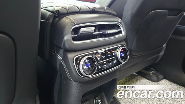 Genesis GV80 2020 — photo 30
