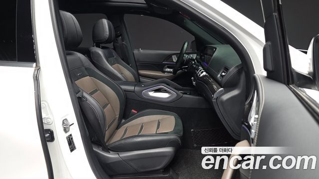 Mercedes-Benz GLE-Class 2021 — photo 11