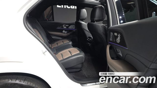 Mercedes-Benz GLE-Class 2021 — photo 12