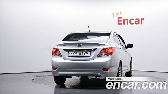 Hyundai Accent 2014 — photo 4