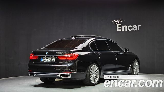 BMW 7-Series 2016 — photo 2