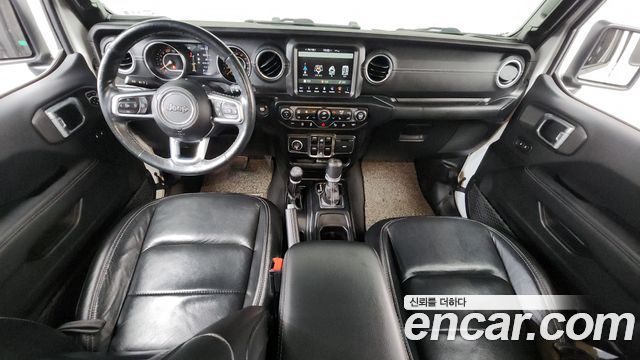 Jeep Wrangler 2019 — photo 10