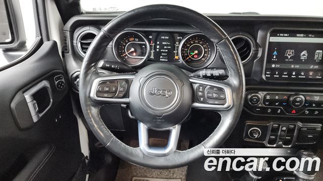 Jeep Wrangler 2019 — photo 19