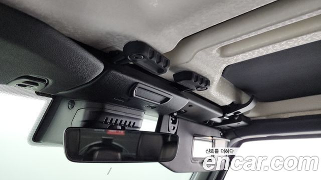 Jeep Wrangler 2019 — photo 25