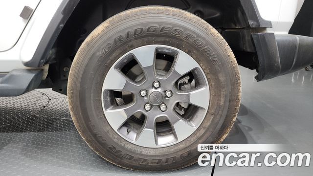 Jeep Wrangler 2019 — photo 7