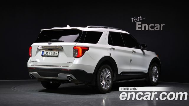 Ford Explorer 2021 — photo 2