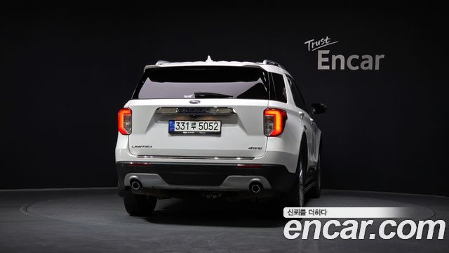Ford Explorer 2021 — photo 4