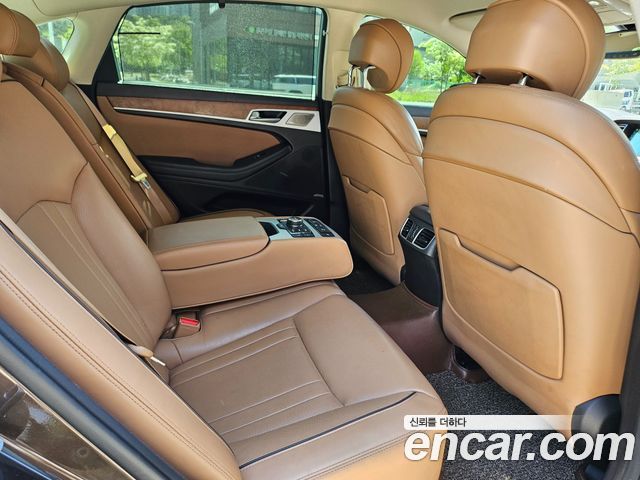 Genesis G80 2017 — photo 15