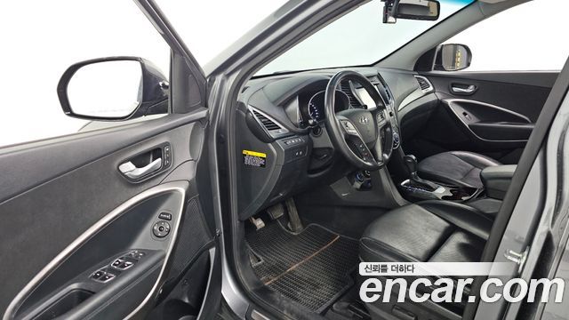 Hyundai Santafe 2016 — photo 10