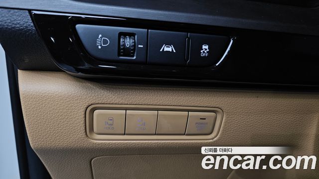 Kia Canival 2022 — photo 13