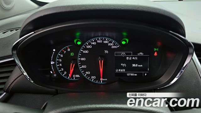 Chevrolet Korea Trax 2018 — photo 11