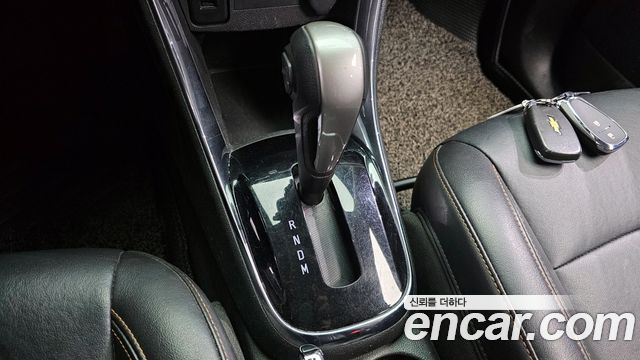 Chevrolet Korea Trax 2018 — photo 12