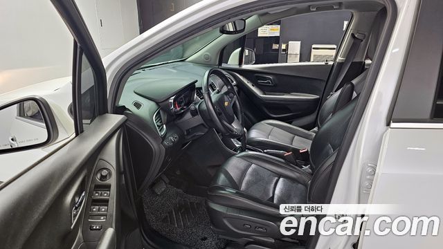 Chevrolet Korea Trax 2018 — photo 13