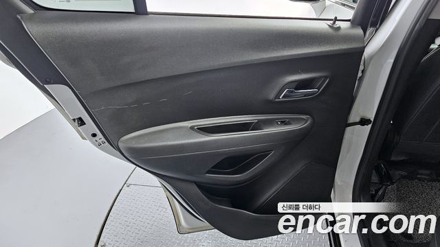 Chevrolet Korea Trax 2018 — photo 15
