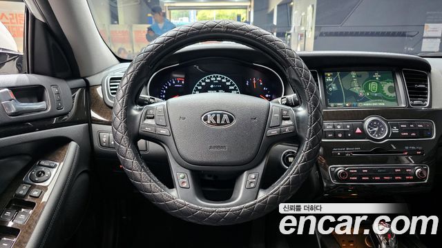 Kia K7 2014 — photo 19