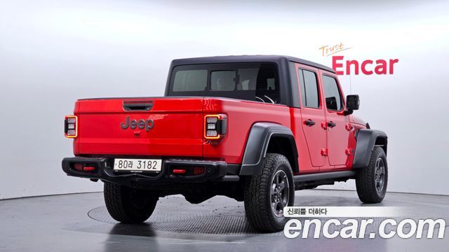 Jeep Gladiator 2021 — photo 2