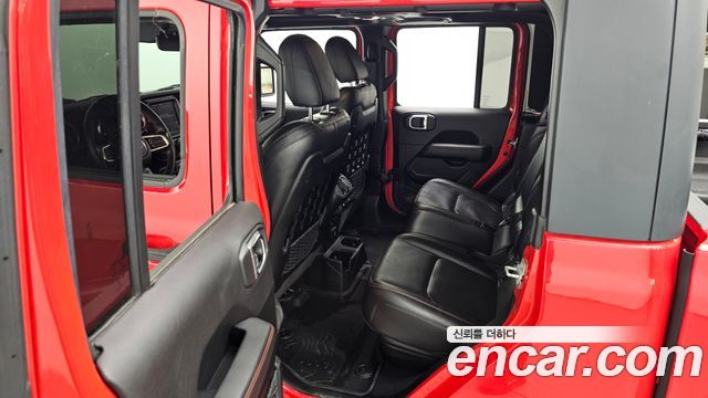 Jeep Gladiator 2021 — photo 17