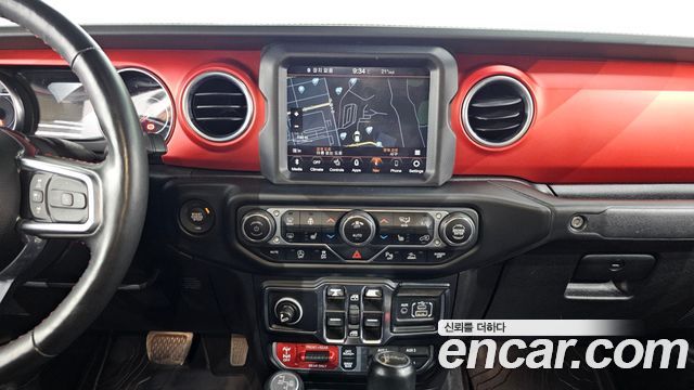Jeep Gladiator 2021 — photo 19