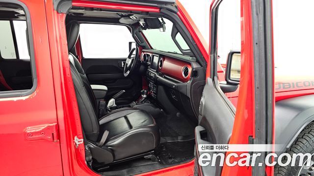 Jeep Gladiator 2021 — photo 24