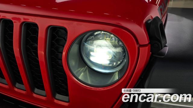 Jeep Gladiator 2021 — photo 8