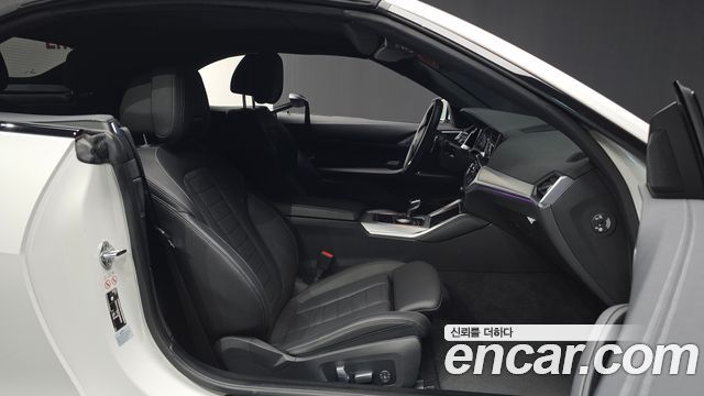 BMW 4-Series 2023 — photo 13