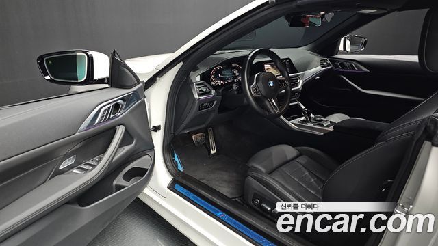BMW 4-Series 2023 — photo 17