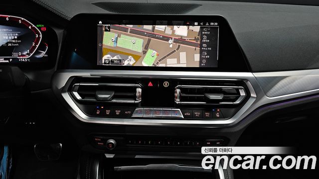 BMW 4-Series 2023 — photo 20