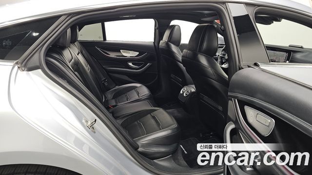 Mercedes-Benz AMG GT 2022 — photo 18