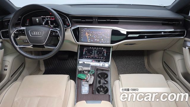 Audi A7 2022 — photo 10